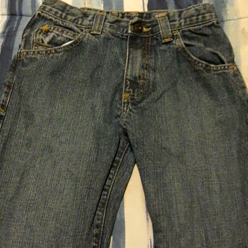One pair of blue jeans